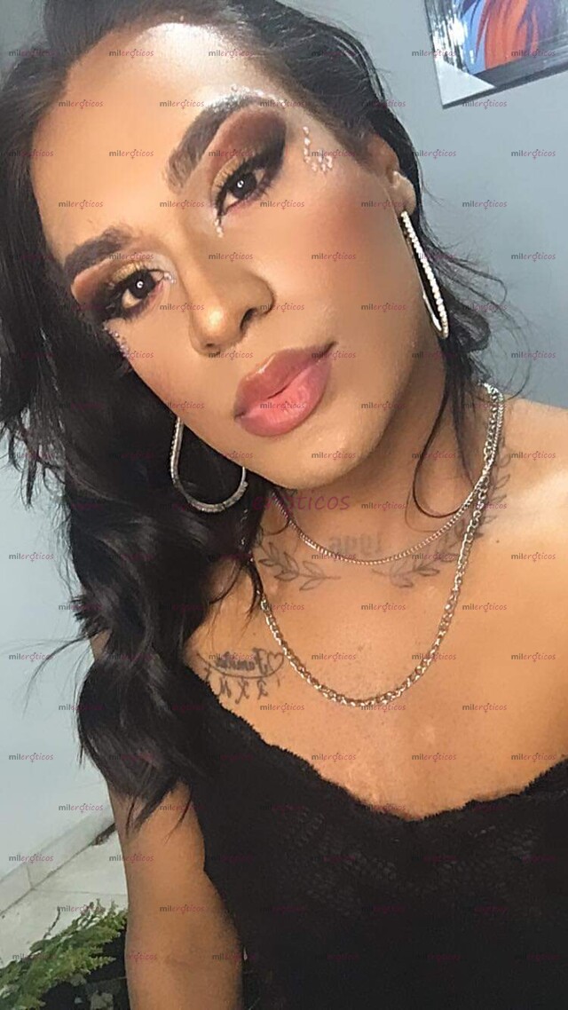 FOTOS DE VEN Y DISFRUTA DE ESTA NEGRA CALEÑA COMPLACIENTE