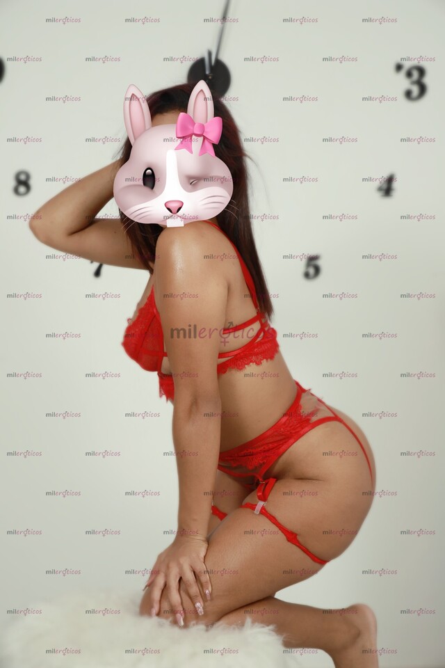 FOTOS DE CATALINA MONSALVE, PORTEÑA DULCE Y ARDIENTE