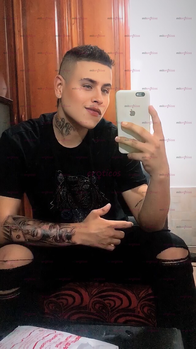 FOTOS DE BUENAS PARCEROS CÓMO VAN PUES CHICO DISCRETO SERIO Y COMPLACIENTE