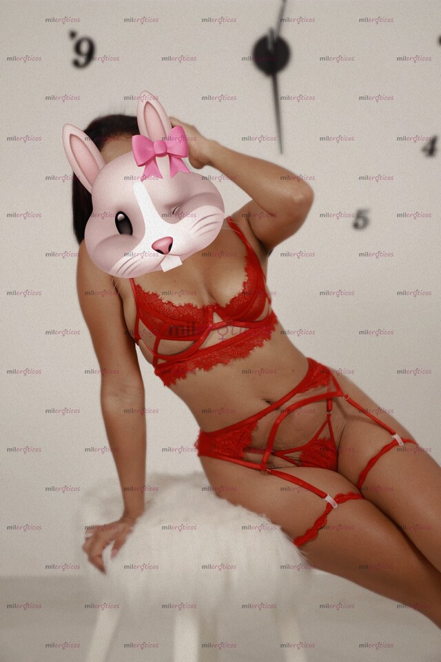 FOTOS DE CATALINA MONSALVE, PORTEÑA DULCE Y ARDIENTE