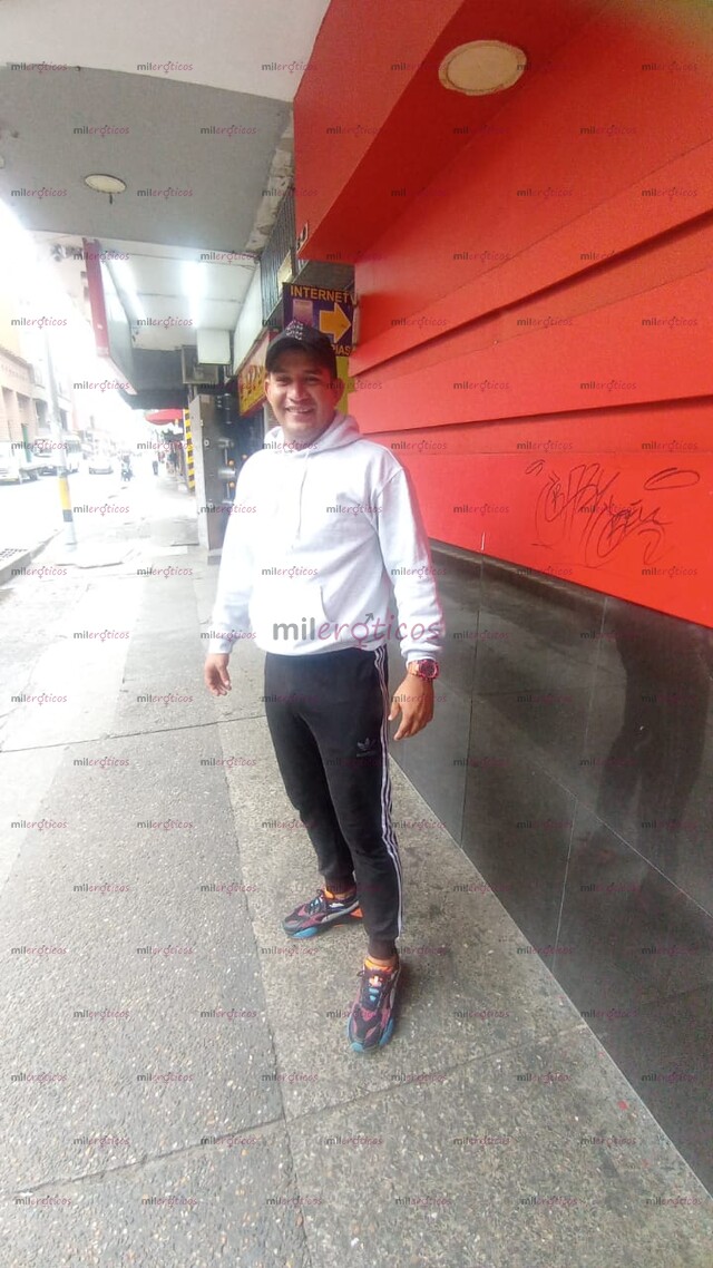 FOTOS DE COSTEÑO ACTIVO VERGON ARRECHO DE PASO EN LA CIUDAD DE MEDELLIN ACTIVO LAS 24 H