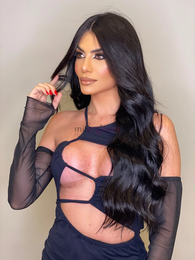 Ola amores me chamo isabela pela primeira vez na cidade sou super educada meiga carinhosa e super cheirosa haha perfeita companhia para pessoas de alt...