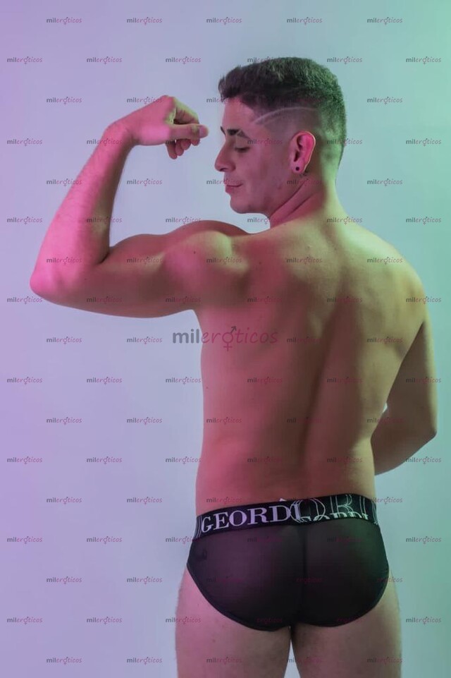 FOTOS DE COLOMBIANO ACTIVO DISPUESTO A COMPLACERTE I