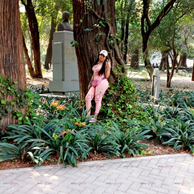 FOTOS DE MELANY CHICA TRANSEXUAL SUPER CACHONDA Y CAIENTE