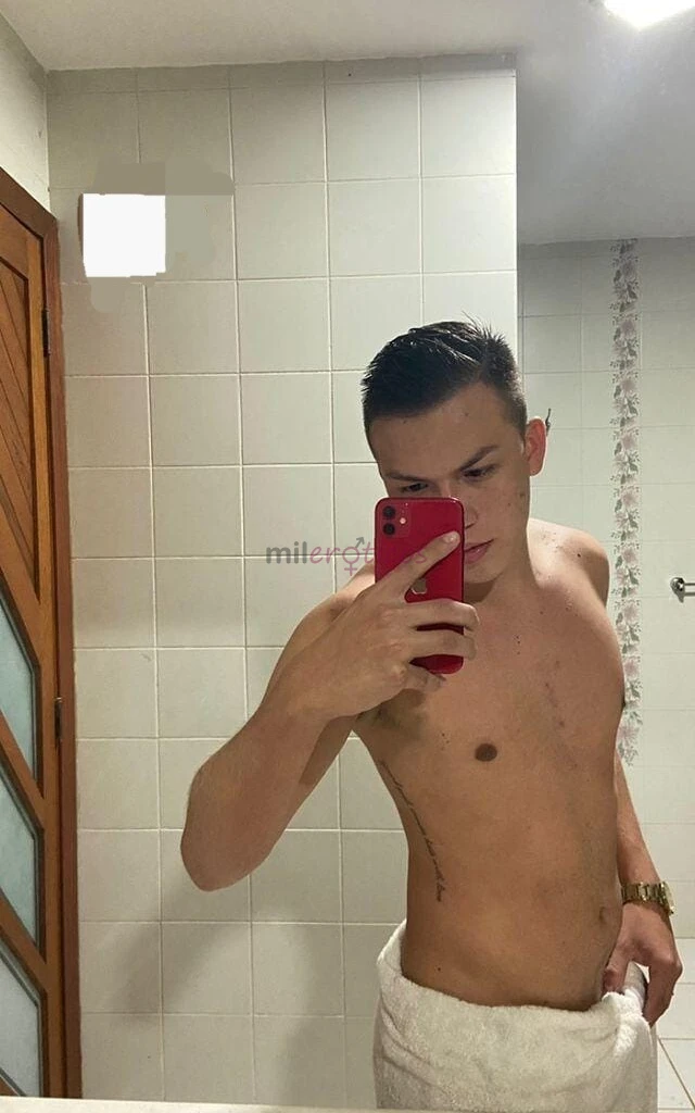 O garoto theus souza20 anos1 70 de altura68 kgbronzeadocom tatuagensbunda grandepes 39pau macio 19 cm o encontro o sexo carinho beijo a conversa tudo...