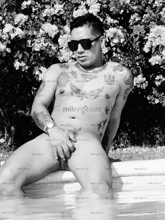 FOTOS DE CHICO GUAPO TATUADO DOTADO Y GRUESA QUE REPETIRAS