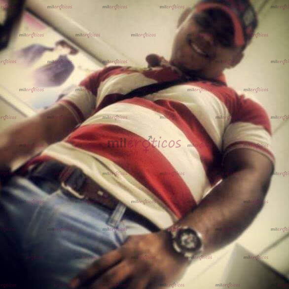 FOTOS DE MORBOSO, COMPLACIENTE, SOY LO QUE NECESITAS PARA PASAR UN MOMENTO INOLVIDABLE