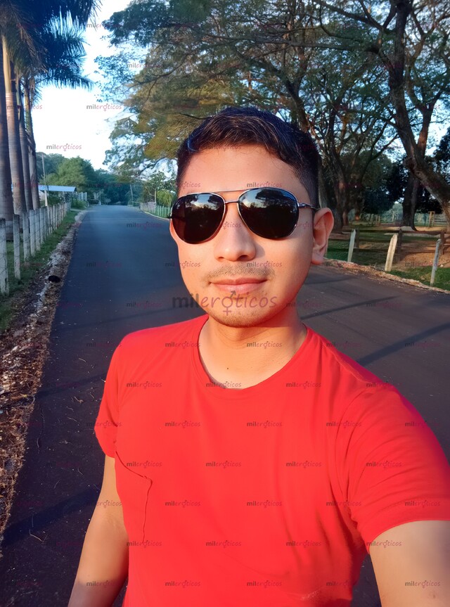 FOTOS DE SOY VARONIL DISCRETO, PODEMOS SALIR A COMER O IR AL CINE