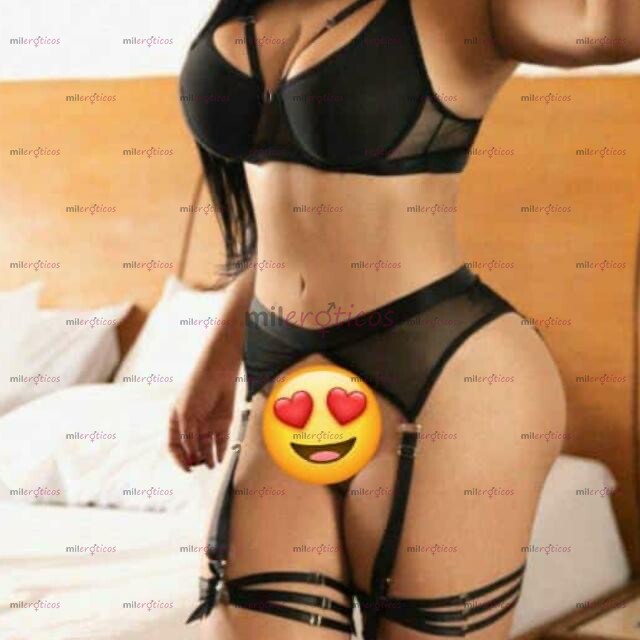 FOTOS DE HERMOSA PELINEGRA LA TÍPICA PAISA CON CURVAS