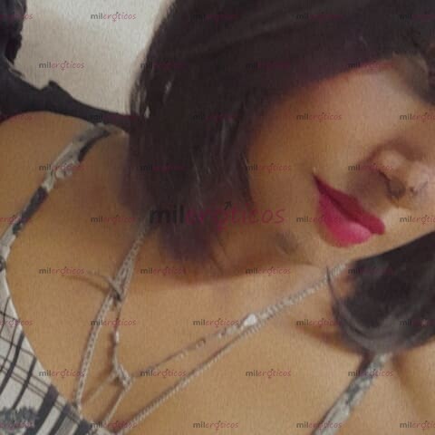 FOTOS DE HERMOSA Y CALIENTE TRANNY DISPUESTA A COMPLACERTE