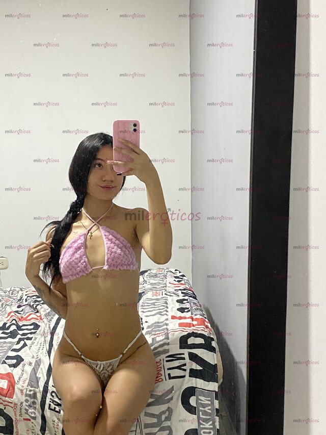 FOTOS DE QUE ESPERAS PARA COMERTE ESTA FLACA DE 18 AÑITOS