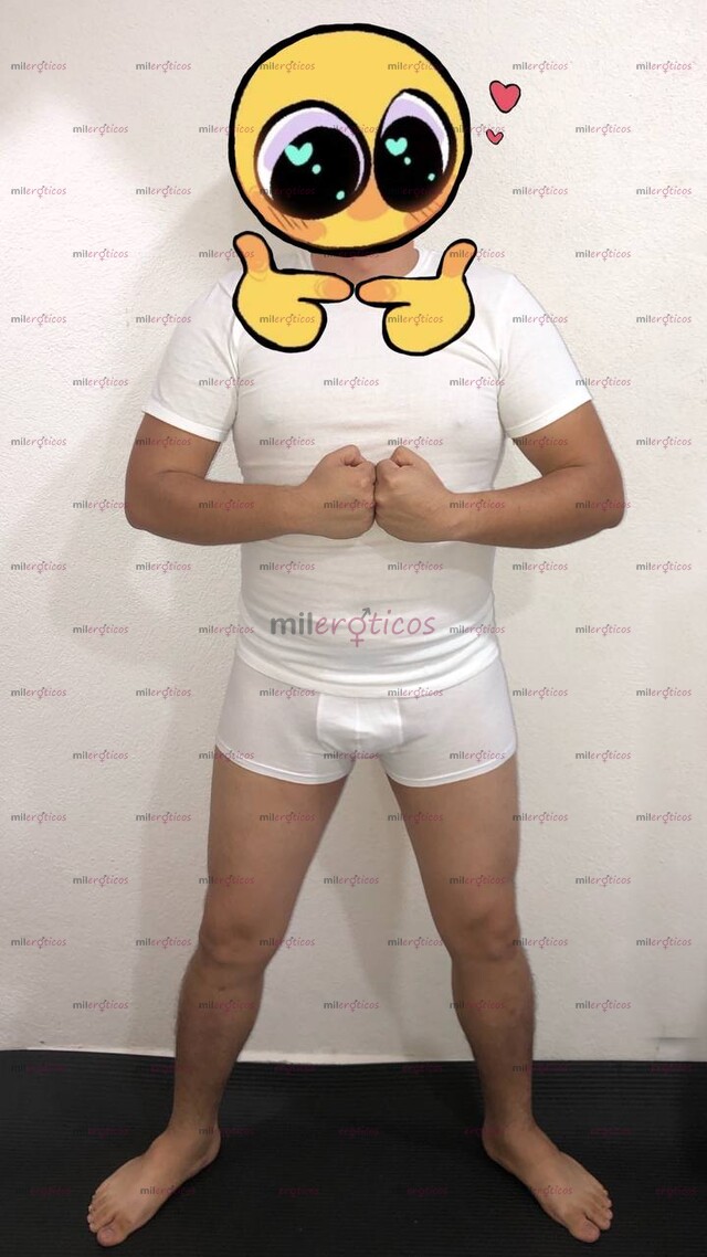 FOTOS DE JOVEN DE 24 AÑOS CON MICROPENE, AMABLE, LIMPIO, DISCRETO