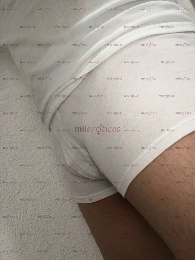 FOTOS DE JOVEN DE 24 AÑOS CON MICROPENE, AMABLE, LIMPIO, DISCRETO