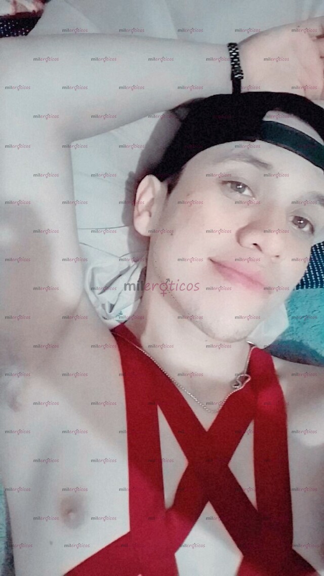 FOTOS DE TWINK SUPER CACHONDO DISPONIBLE CON LUGAR