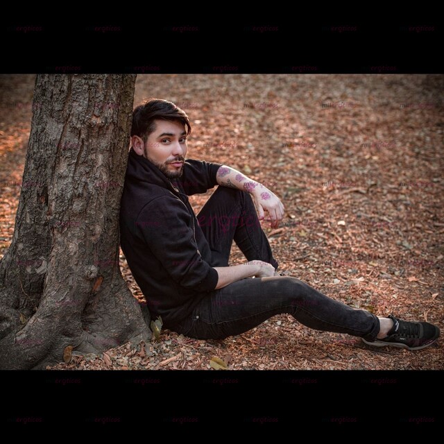 FOTOS DE CHICO TAPATIO EN CDMX DE VISITA TEMPORAL.