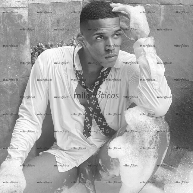 FOTOS DE NEGRO DESTROZA CULEO 25 CM BIEN MACHO CON SITIO MORBOS ROMPE CULOS