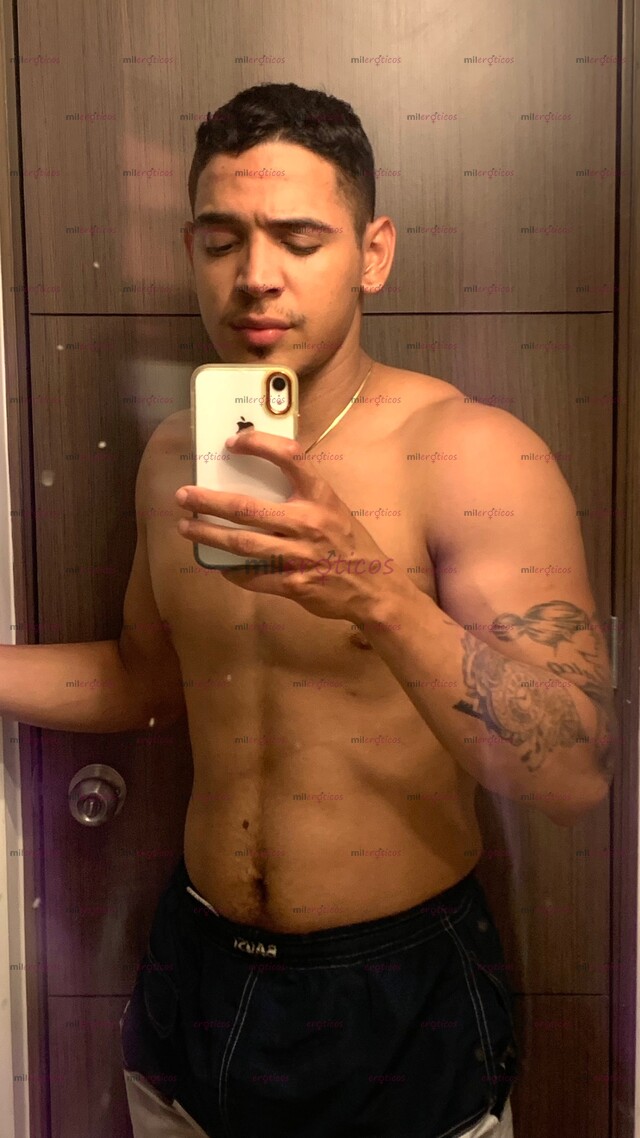 FOTOS DE CHICO VARONIL DISPUESTO A SENTIRTE SATISFECHO Y FELIZ