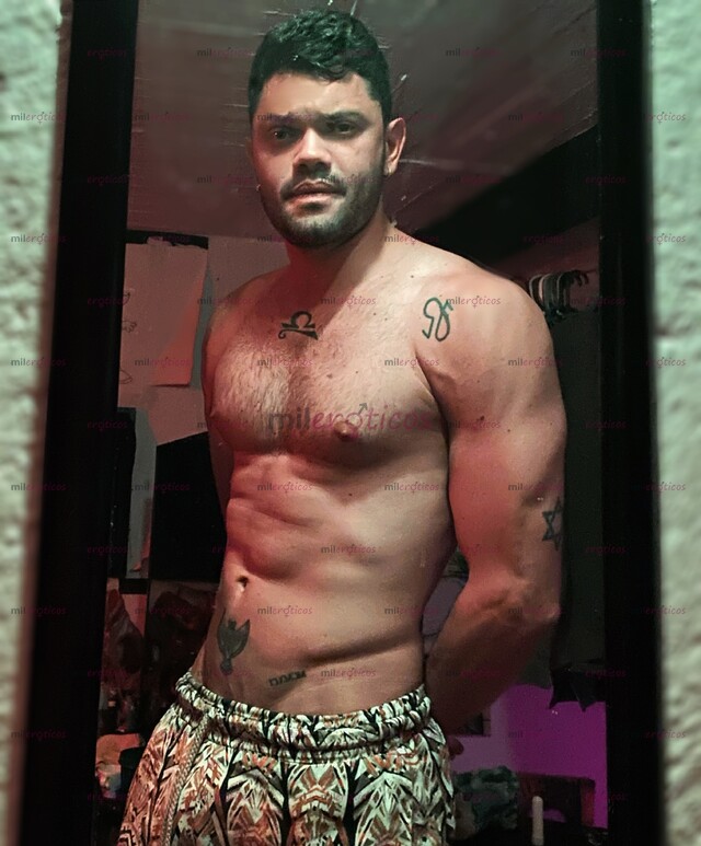 FOTOS DE SOY LATINO MUY CALIENTE, COMPLACIENTE Y EL MORBO ME ESTIMULA