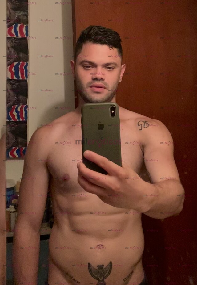 FOTOS DE SOY LATINO MUY CALIENTE, COMPLACIENTE Y EL MORBO ME ESTIMULA