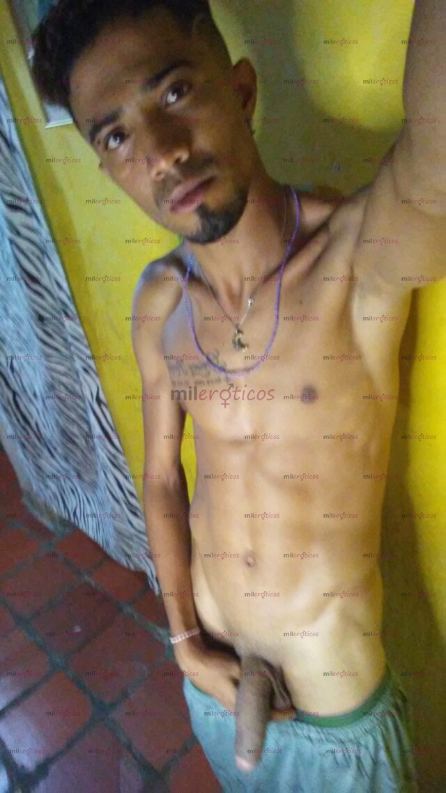 FOTOS DE DOS VERSATILES DISPUESTO A COMPLACER A NUESTROS CLIENTES