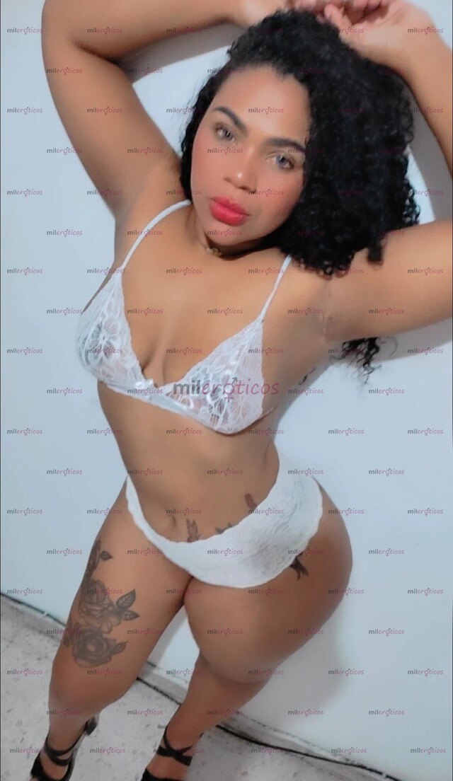 FOTOS DE DIVINURA CRESPITA CANDY CON ALTO VOLTAJE SEXUAL