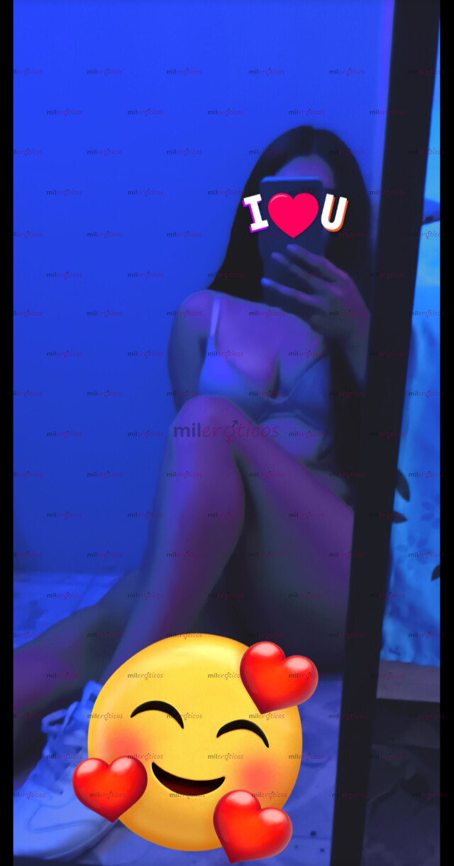 FOTOS DE DANNA PAOLA 23 AÑOS, JOVEN MUY COMPLACIENTE.