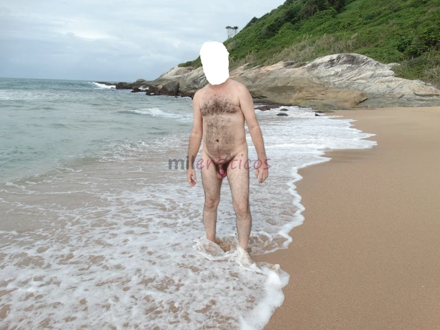Acompanhante masculino de alto nivel social para mulheres principalmente maduras nao atende homens local de atendimento a combinar previamente aceito...