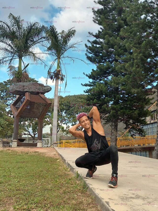 FOTOS DE MASAJES, DEPILACION EN ROPA INTERIOR O DESNUDO PARA HOMBRES