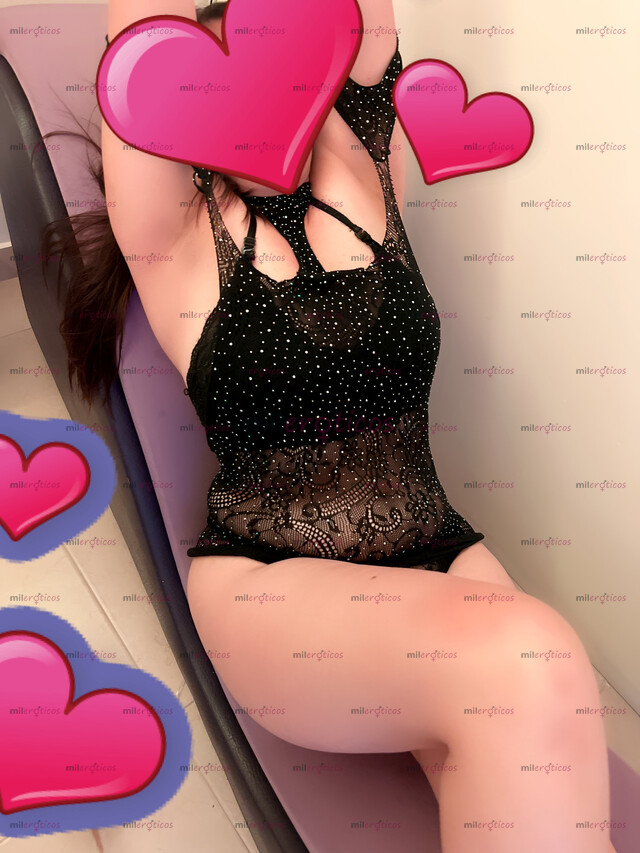 FOTOS DE DELISIOSAS AMIGAS BISEXUALES CON GANAS DE VERGA SIN LIMITES