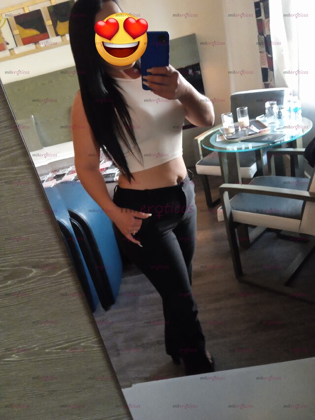 FOTOS DE HOLA CHICOS SOY UNA CHICA DISPONIBLE PARA DARLE LO QUE BUSCA