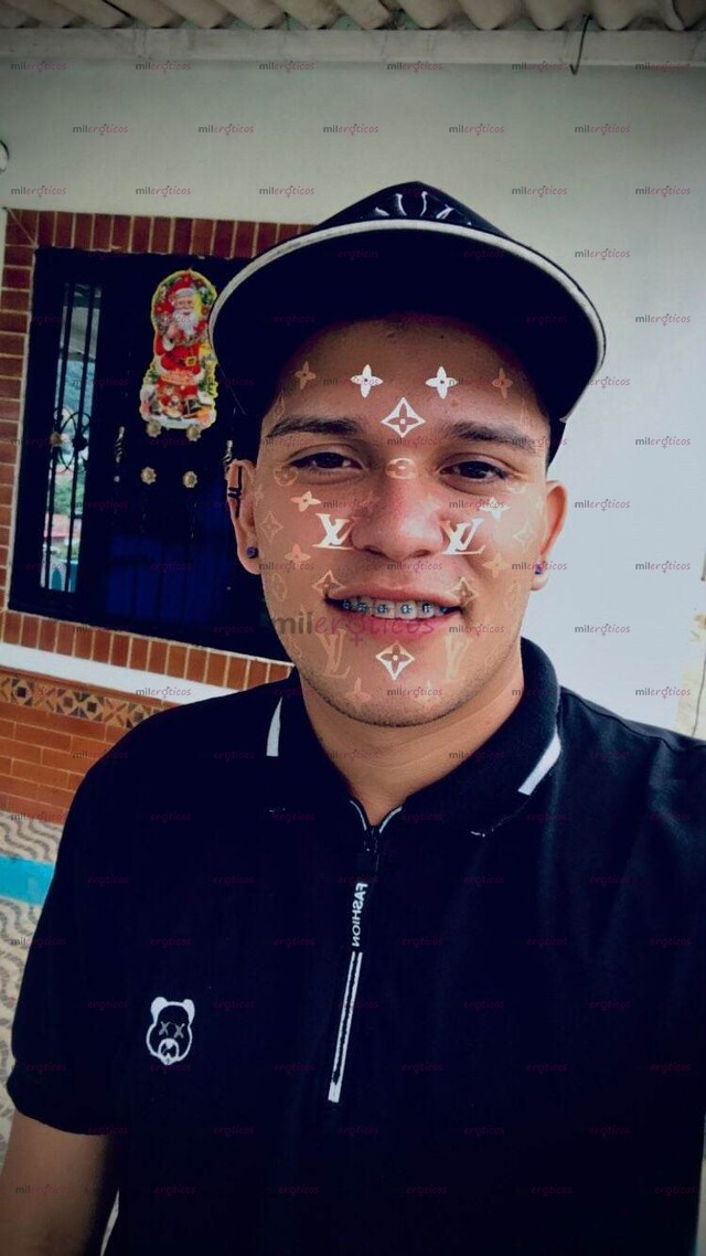 FOTOS DE HOLA SOY NELSON UN CHICO MUY PINTA CHICO CALIENTE