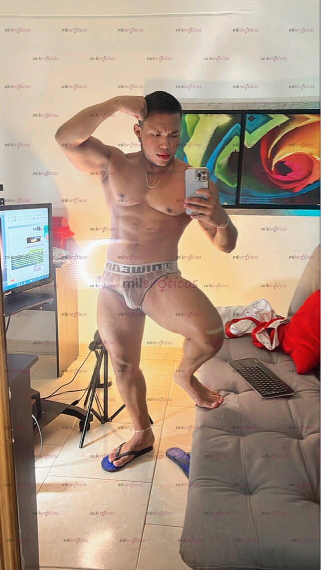 FOTOS DE JACKSON DISPONIBLE LECHERO ROMPE CULOS, LISTO PARA CUMPLIR TUS FANTASIAS