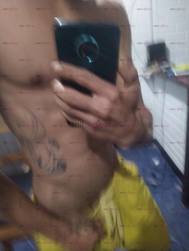 FOTOS DE NEA ARRECHO. VENEZOLANO VERGON EN BUSCA DE SOLVNTS