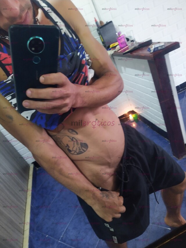 FOTOS DE NEA ARRECHO. VENEZOLANO VERGON EN BUSCA DE SOLVNTS