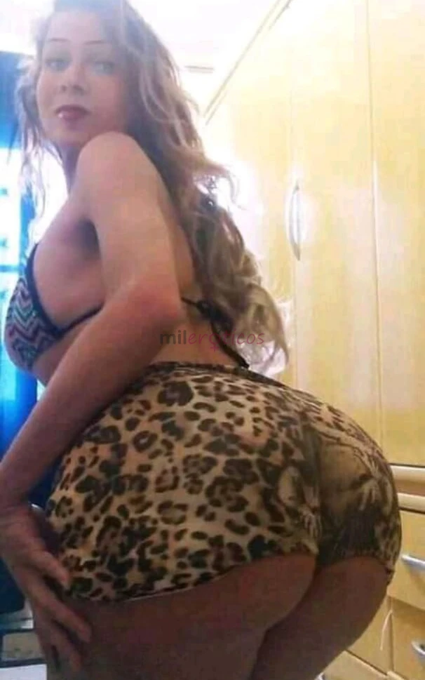 Sou loira bunda grande e peituda faco todas suas fantasias realizo fetiches e vendas de conteudos falo bastante putaria adoro uma sacanagem bem gostos...