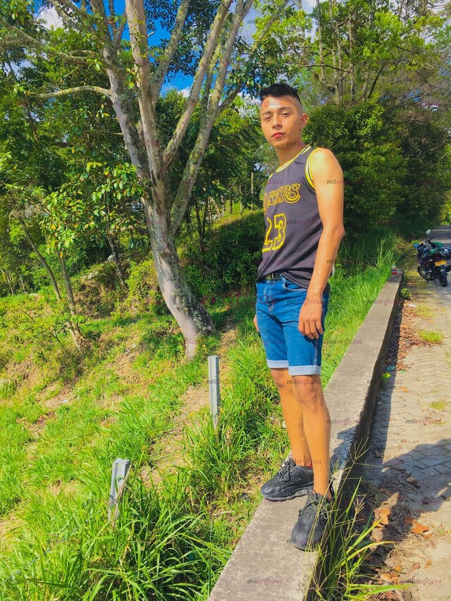 FOTOS DE POLLO FULL CALIENTE NUEVO EN LA CIUDAD CON SITIO LAS 24 7