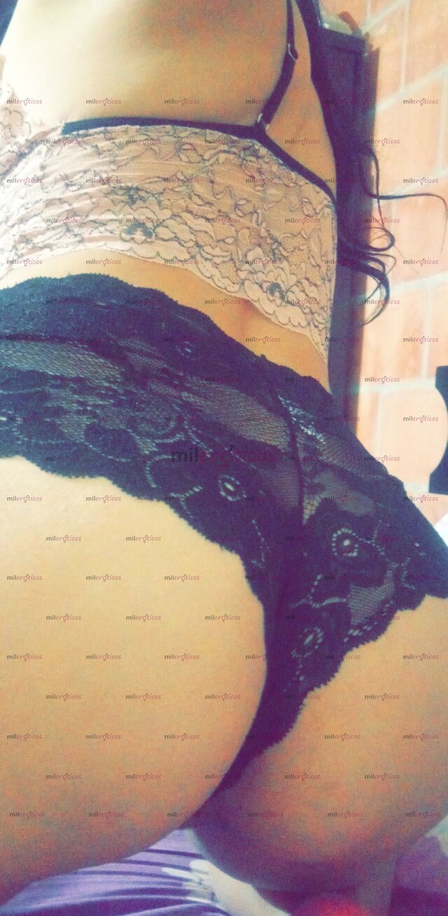 FOTOS DE COSTEÑITA CALIENTE CON GANAS DE TOMARME TODA TU LECHE