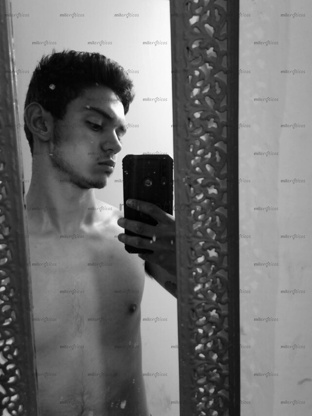 FOTOS DE JOVEN TALENTOSO PUEDE SATISFACER CUALQUIER FANTASIA