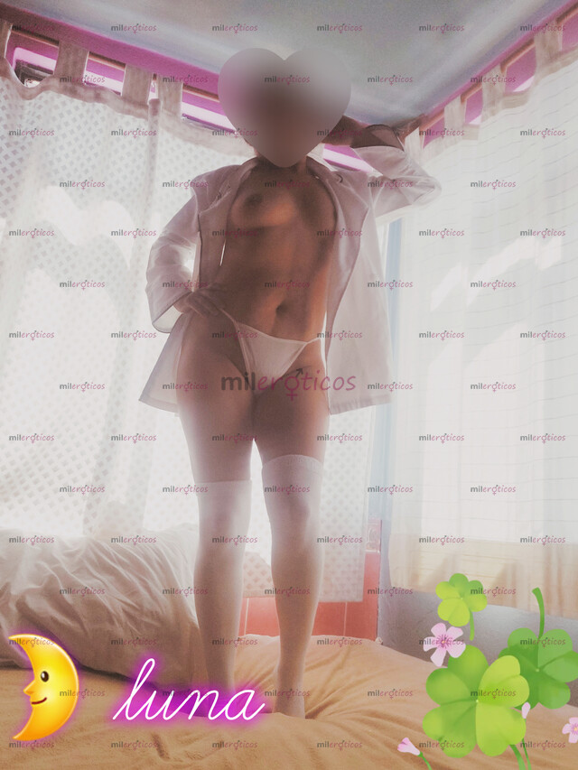 FOTOS DE JOVEN DELGADA CACHONDA DE 28 AÑITOS COSTEÑITA CALIENTE ESPERANDO TU LLAMADA