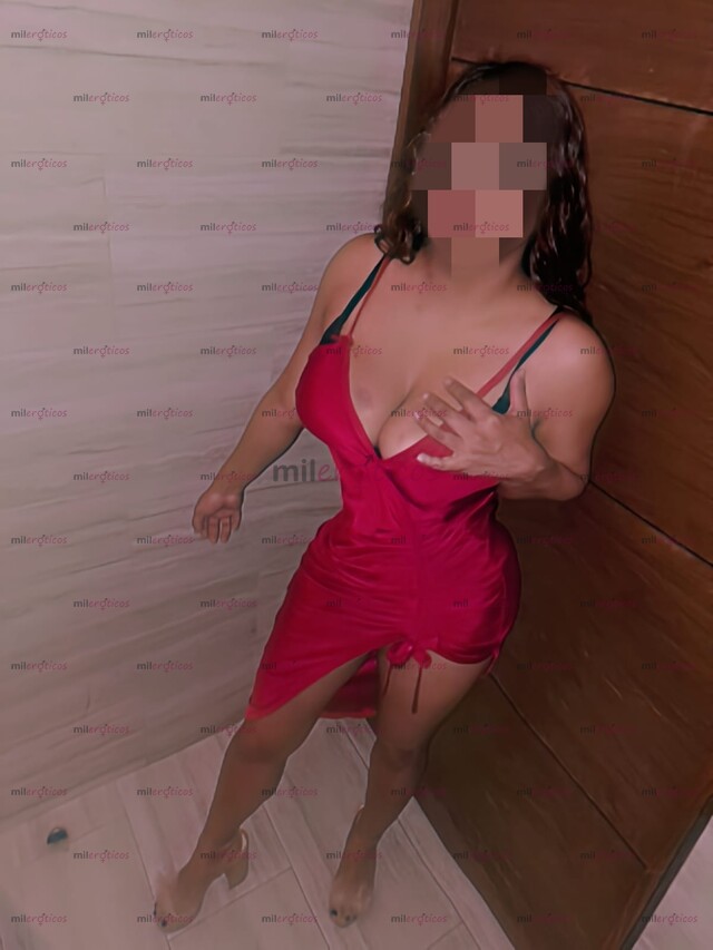FOTOS DE DISFRUTA DE MI SENSUAL CUERPO, Y SOY MUY CACHONDA .......