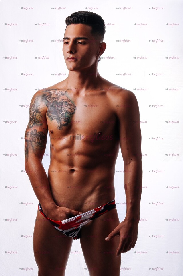 FOTOS DE CHICO JOVEN PAISA VERGON CON APTO PRIVADO DISCRETO 3507702580