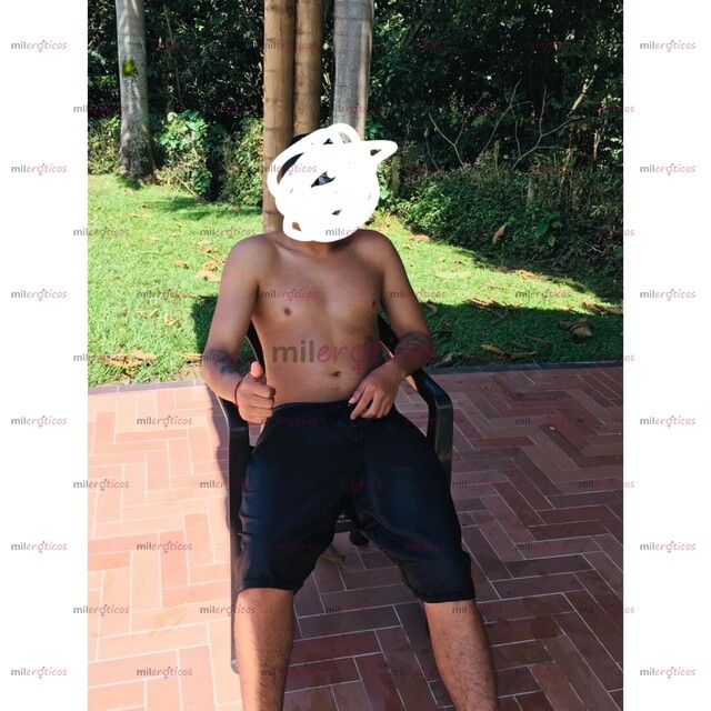 FOTOS DE SOY UN JOVEN DE SOLO 19 CON MUCHAS GANAS DE SEXO