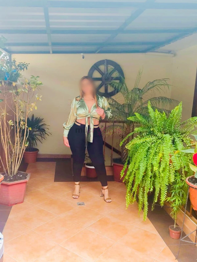 Hola corazon un placer mi nombre es laura soy una mujer con grandes atributos los cuales te encantaran soy carinosa muy amable te encantara ven y dele...