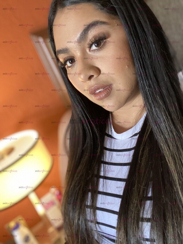 FOTOS DE SOY MARTINA MODELO VIP INDEPENDIENTE COLOMBIANA.