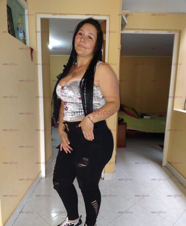 FOTOS DE HOLA SOY SOFÍA ARDIENTE CANDENTE PELINEGRA ACUERPADA