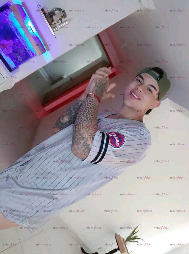 FOTOS DE ALEJO JOVEN PAISA CALIENTE Y COMPLACIENTE