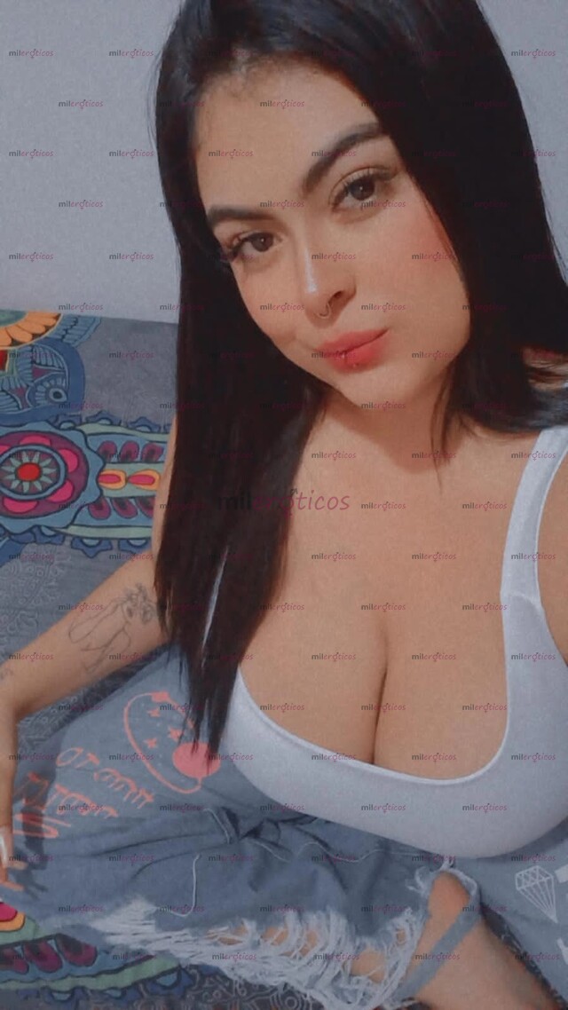 FOTOS DE MARTINA CHICA NUEVA LINDO ROSTRO EXCELENTE ACTITUD Y BUEN SERVICIO