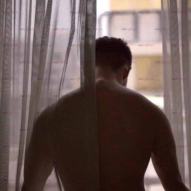 FOTOS DE BUSCAS PAZ PARA TU MENTE Y CUERPO CON UN MASAJE DELICIOSO PROFESIONAL..
