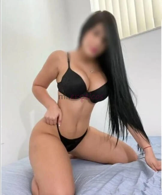 Jovencita calentona natural adicta al sexo desenfrenado culona y pechugona goloza te espero para pasar nuestro momento de placer trato de pololo ricos...