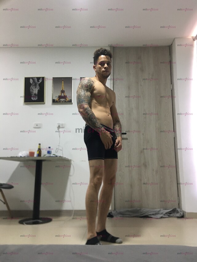 FOTOS DE CHICO CALIENTE CON GANAS DE DARTE BUENA VERGA HETEROSEXUAL ATENCIÓN A MUJERES